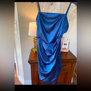 Girl’s Dress, NWT, Size Small